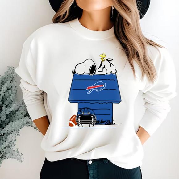 Buffalo Bills Nfl Football Snoopy Woodstock The Peanuts Movie Sweatshirt - Picture 1 of 4